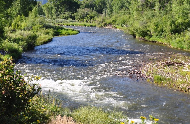 Roaring Fork Fluss Mid-Tal Aspen