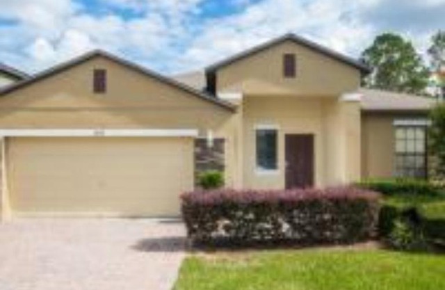 Robert's Cypress Pointe Vacation Home by IPG