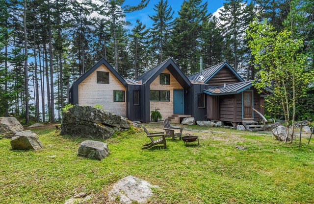 Rock Camp - Exquisite cottages on Mooselookmeguntic Lake, just featured in Maine Homes magazine