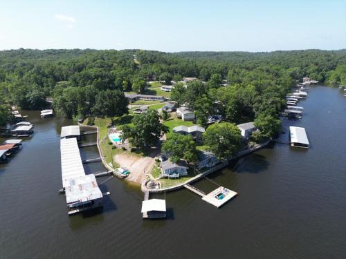 Rock Harbor Resort and Motel