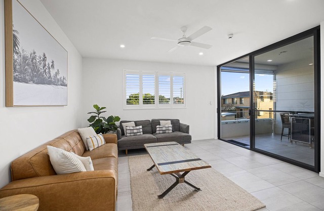 Rockpool 2 ... Luxus-Apartment in der Sawtell's Main Street, 100 m vom Strand entfernt!