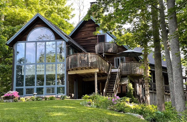 Rockport village house with great decks & views - walk to harbor & town