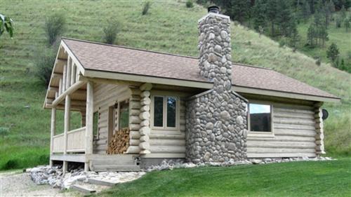 Rocky Mountains Getaway: Gorgeous Log Cabin in Darby, Montana
