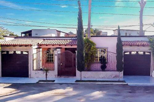 ROCKY POINT DELPHINE HOME, COZY,POOL AFFORDABLE.