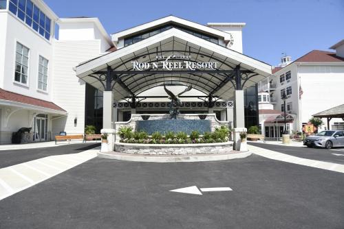 Rod 'N' Reel Resort
