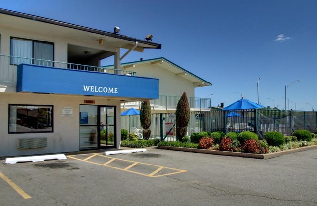 Rodeway Inn Fort Smith I-40