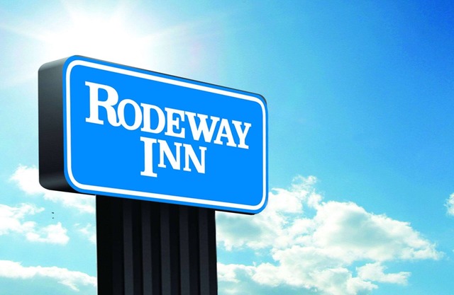 Rodeway Inn & Suites Raton