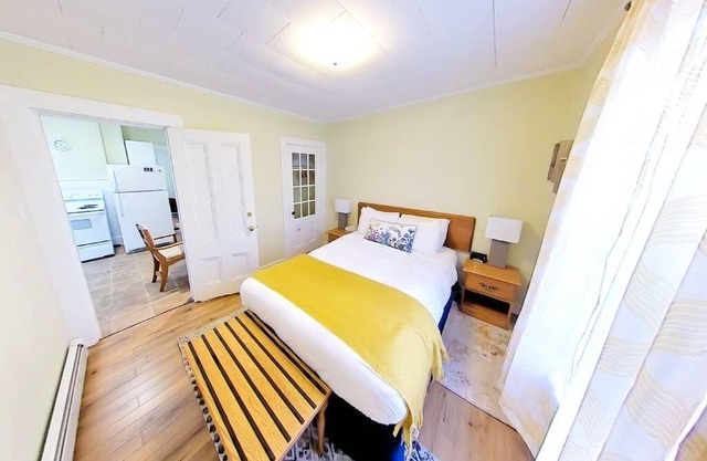 Rodney Guest House #141