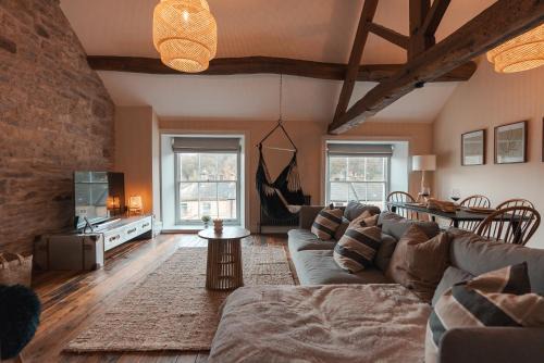 Roger Suite