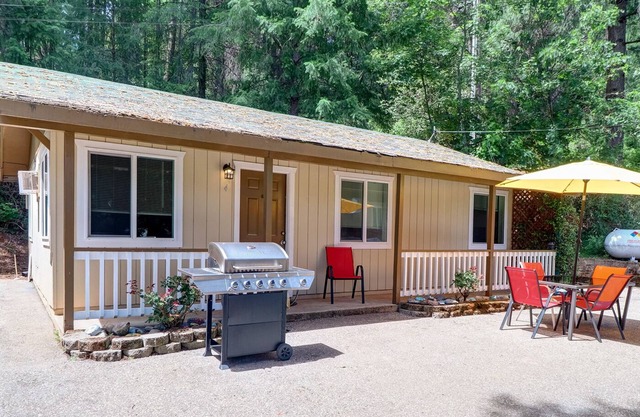 Beautiful Rollins Lake Inn - 2bd/1bth Cabin #5