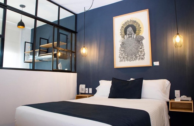 Romance City Hotel