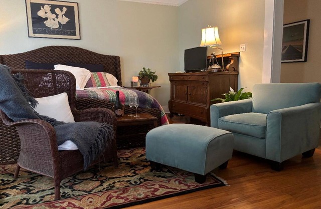 Sophistication & Charm Perfectly Blended