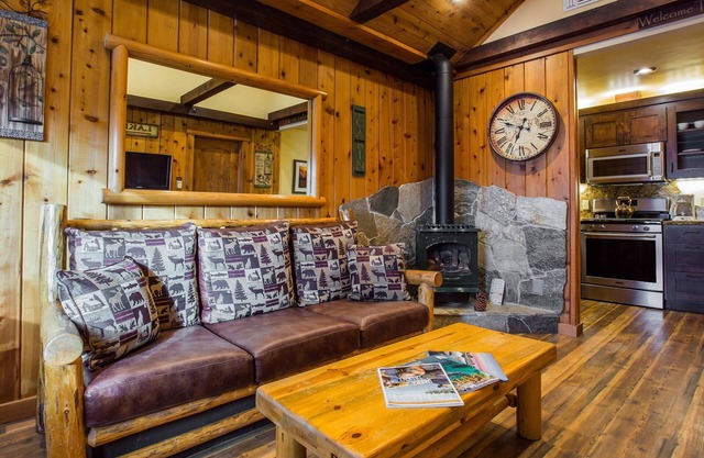 Romance Suite #6-Kabine-Honeymoon-Ensuite mit Whirlpool-Wanne-Gartenblick