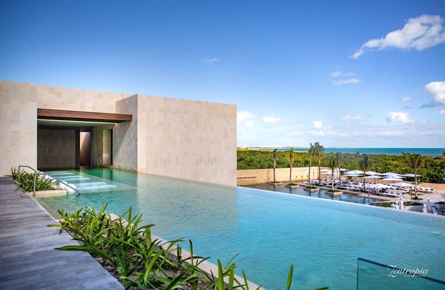 Romantic All Inclusive Suite w/ Resort Amenities — Perfect Getaway!