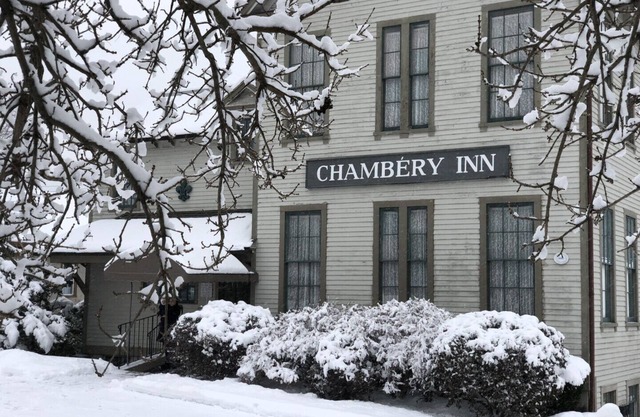 Romantic Boutique Hotel /Bed and Breakfast - Smallest Room in The Berkshires