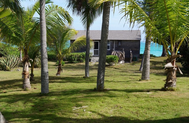 Romantisches Cottage direkt am privaten Double Bay Beach, Bahamas, "Senza Nome"