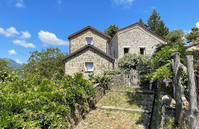Romantic cottage with private spa