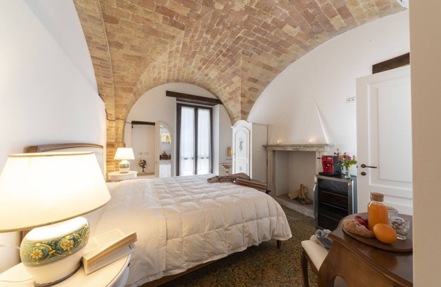 Romantic double with private bathroom
