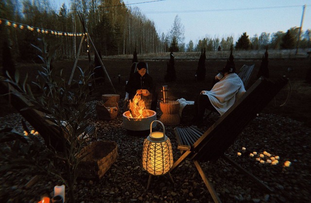 Romantic Forest Cottage near Lake Sauna, Firepit & Cozy Scandinavian Design
