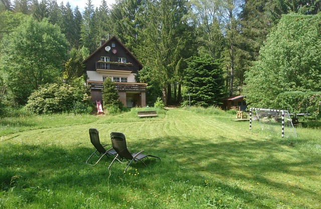 Romantisches Waldhaus "Lucas" mit einem traumhaften Garten und Sauna