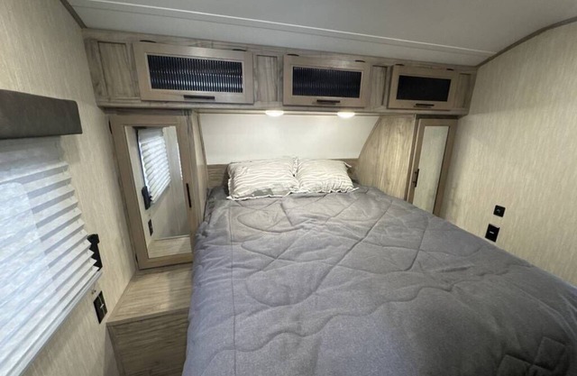 Cozy Cutesy camper !