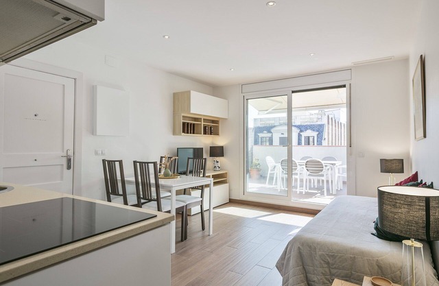 Romantische Hoch Komfort Penthouse mit Terrasse in Barcelonas Zentrum