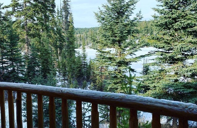 Romantic Log Cabin Getaway