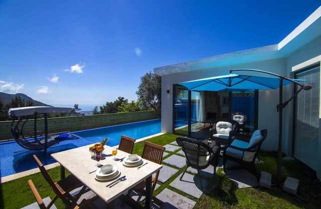 Romantischer Luxus-Flitterwochen-Urlaub in den Hügeln oberhalb von Kalkan in ländlicher Idylle