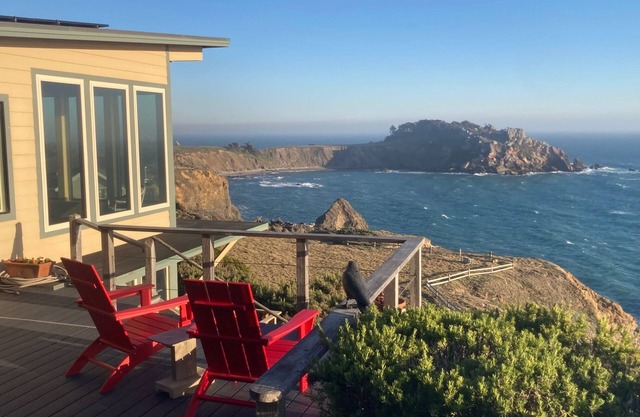 Dramatisch, Romantisches Haus am Meer mit 180 Grad Meerblick