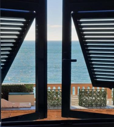 Romantic Sea View Flat in Genova