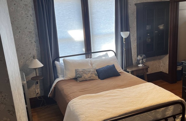 Die Studio Suite im zweiten Stock liegt im Herzen von Marquette, nur wenige Schritte von der Innenstadt entfernt