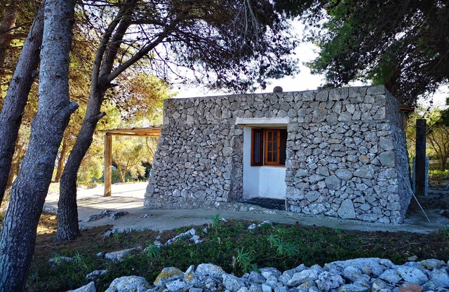 Romantisches Trullo über dem Fjord mit Meerzugang (Haus G)