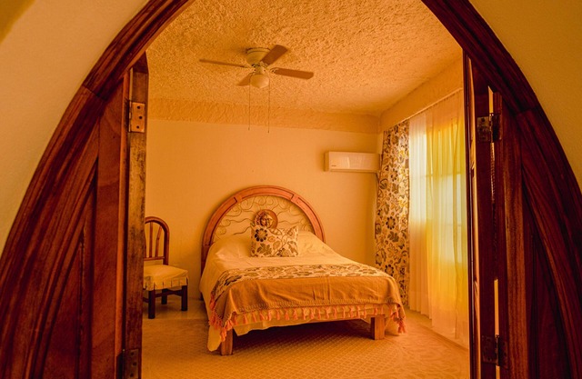 Romantic Zone - Spacious 2 Bed Apt - Mins To Beach