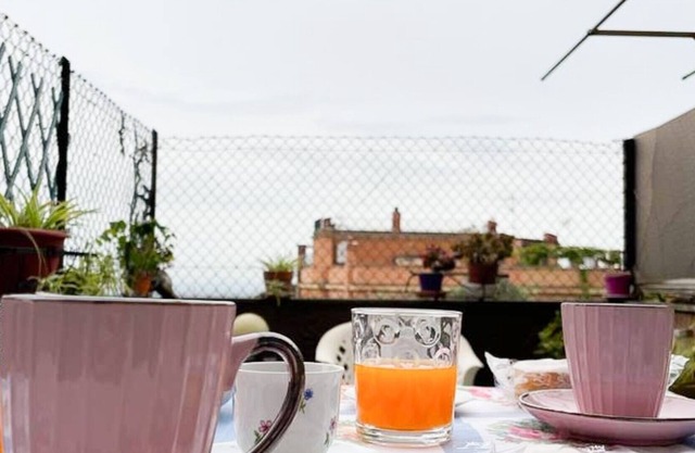 Romantico monolocale con giardino a pochi minuti a piedi da Fascati