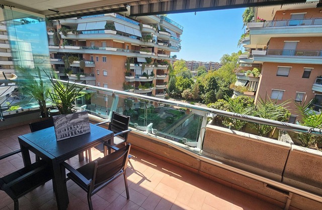 Rome Phoenix Suite cozy elegant, terrace and pool dream eur center