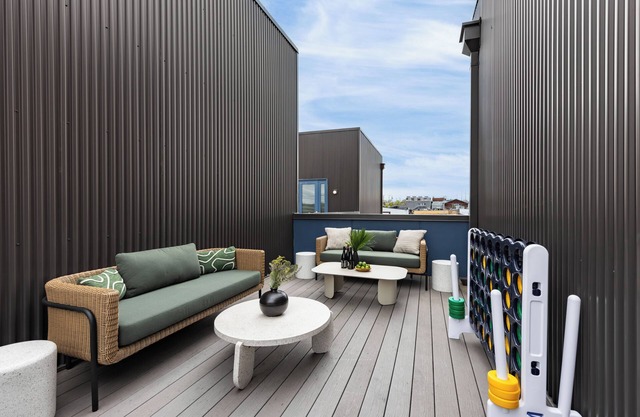 Rooftop Brews, Arcade, Poker & Foosball Just Minutes to Broadway | Outrider 107