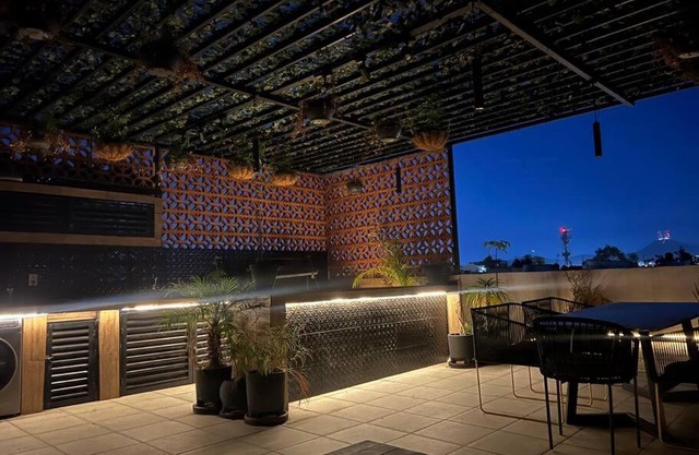 Rooftop & central Apartment