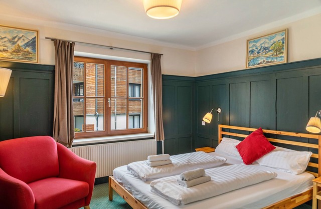 Zimmer 22 Budget Zwischenstock EG mit Bergblick und Wi-Fi