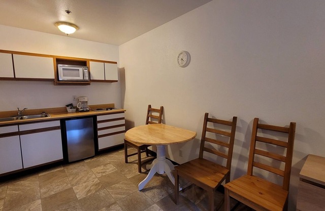Room 23 Double Queen Studio with Kitchenette