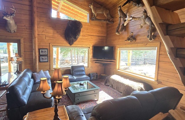 Room 6 at the Main Lodge with a queen bed and single bed.