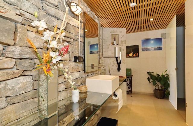 Room 6 - Perfect Glamping for people who want more!