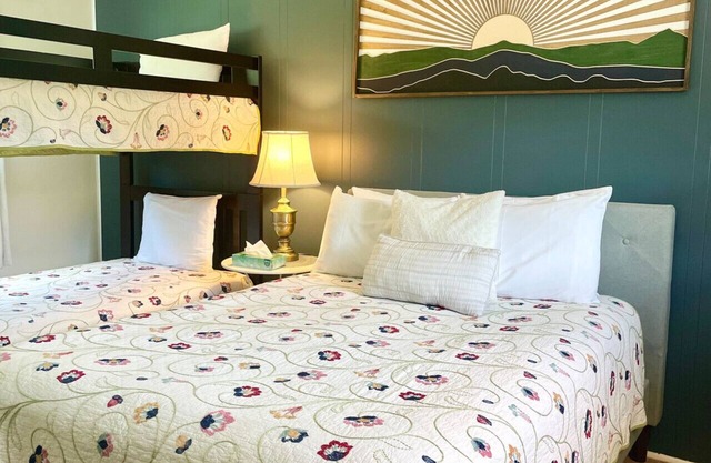 Room 7 - family room sleeps 4