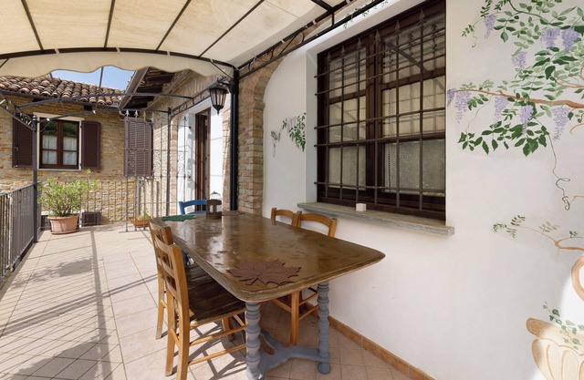 Zimmer 'Arneis' mit gemeinsamer Terrasse, gemeinsamem Garten und Wi-Fi