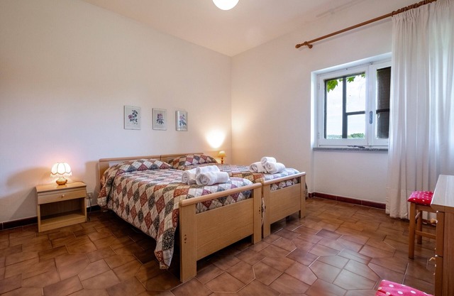 Zimmer 'Camera Est' mit Gemeinschaftspool, gemeinsamer Terrasse und Wi-Fi