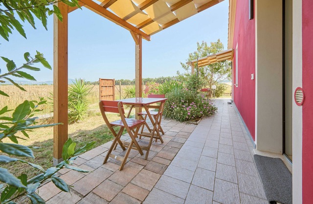 Zimmer 'Carrara' mit gemeinsamer Terrasse, Wi-Fi und Klimaanlage