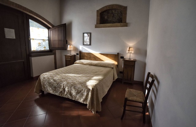 Room 'Cinque' with Shared Pool, Wi-Fi and Air Conditioning
