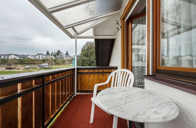 Zimmer 'Deluxe 10, 2 Og' mit Balkon und Wi-Fi