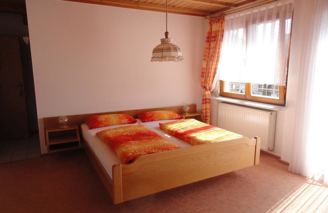 Doppelzimmer mit Dusche und WC