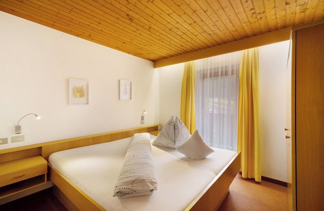 Zimmer 'Ederhof 7' mit Bergblick, Gemeinschaftsterrasse und Wi-Fi