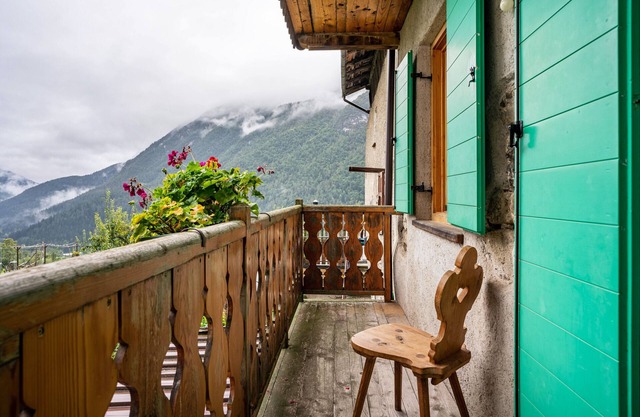 Zimmer 'Eia' mit Bergblick und gemeinsamem Garten
